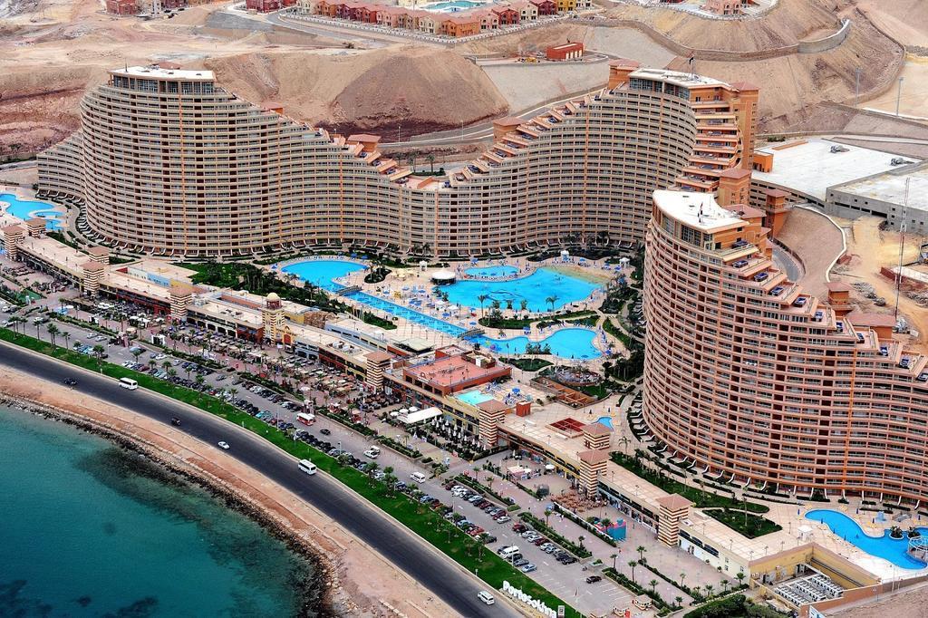 In Porto Sokhna Pyramids For Families Chalet *